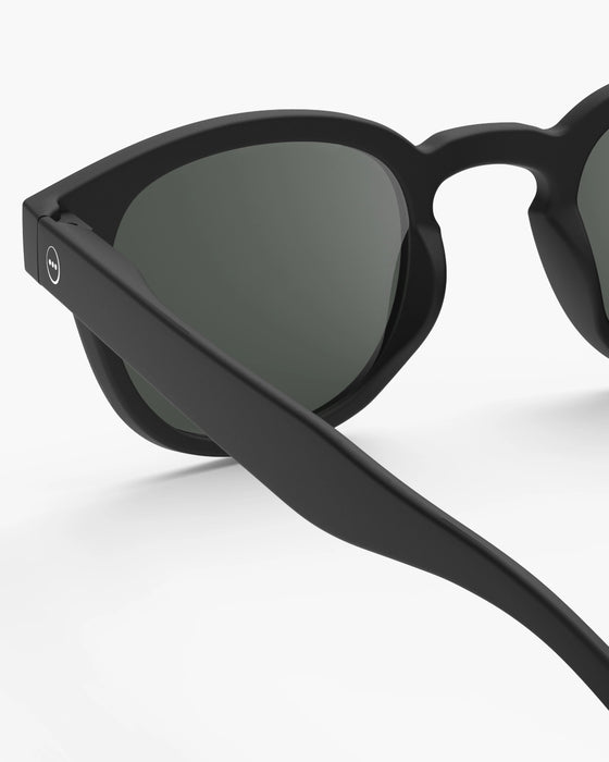 C BLACK SUNGLASSES