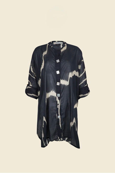 FLORES SUMBA BLACK SHIRT