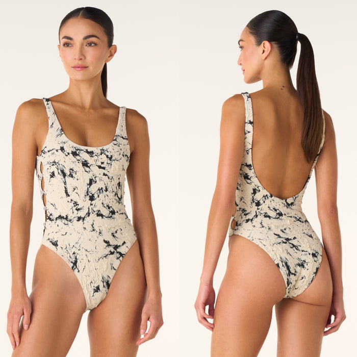 RINA SHIMA ONE PIECE