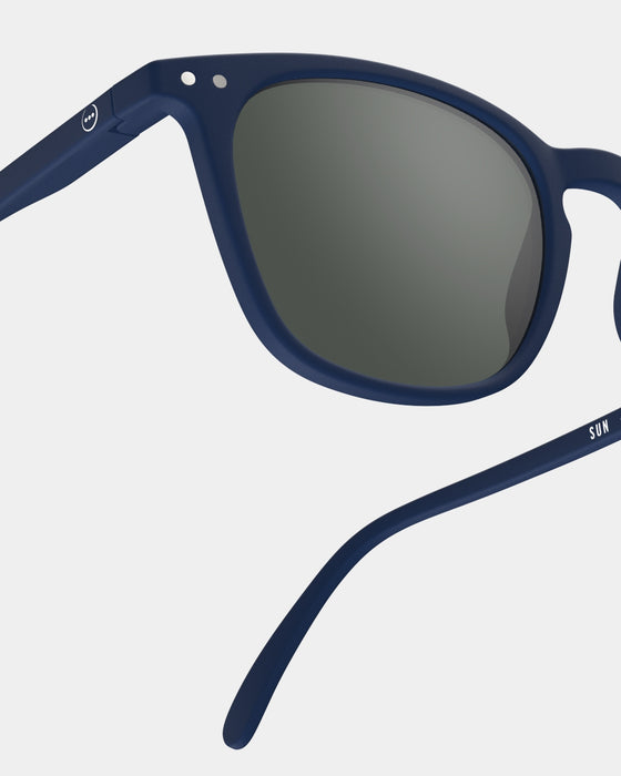 E NAVY BLUE SUNGLASSES